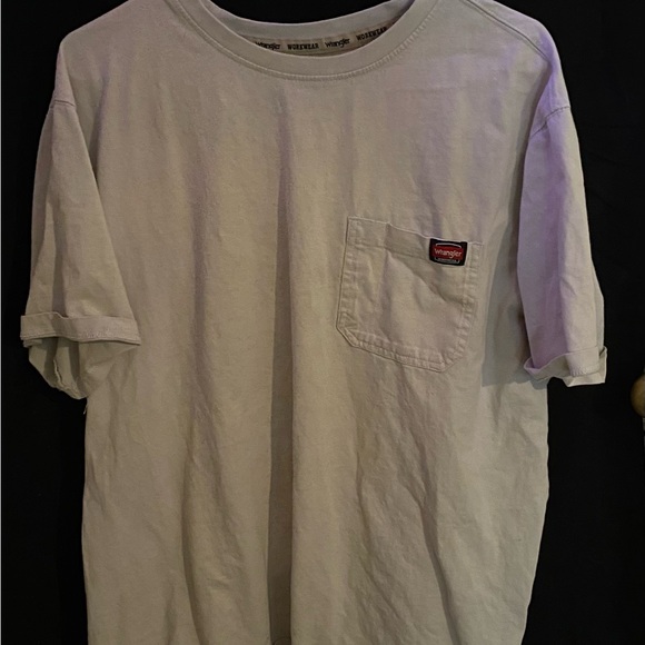 Wrangler Men's Cream Pocket Tee - Picture 4 of 12